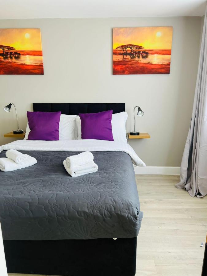 Indigo Suites Enfield Eksteriør billede